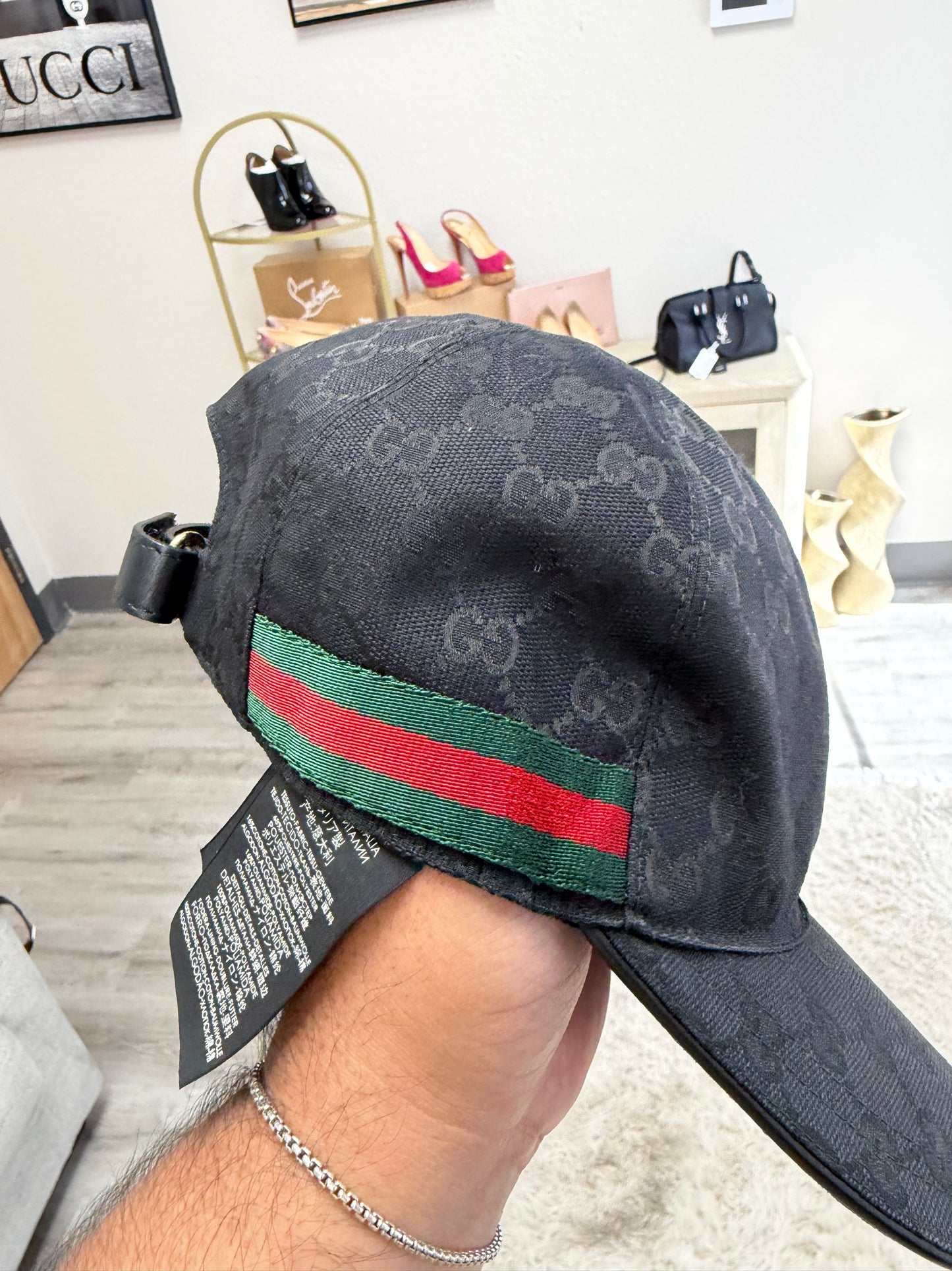 Gucci