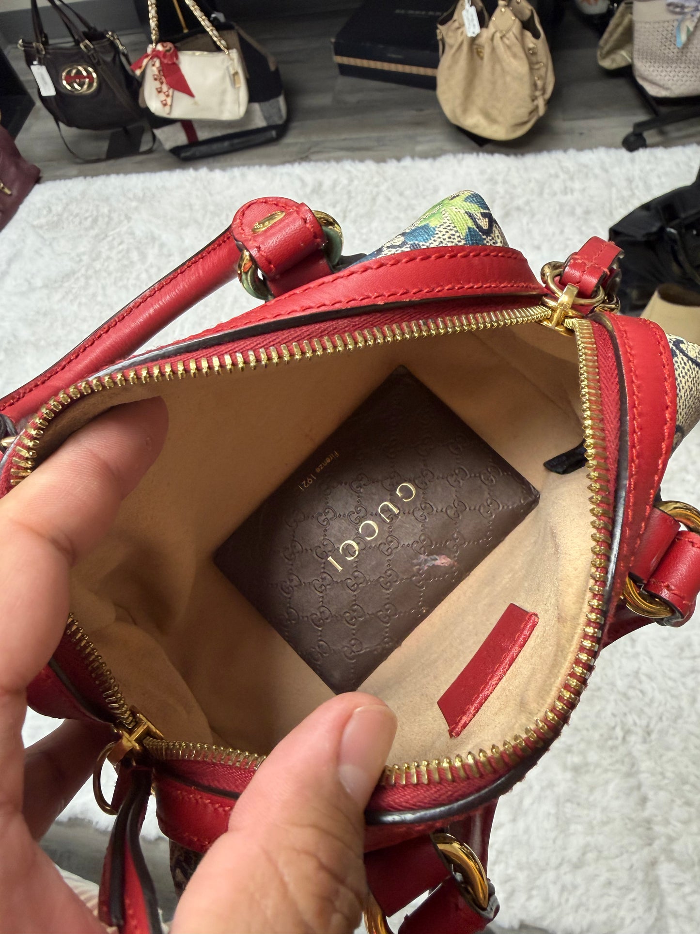 Gucci