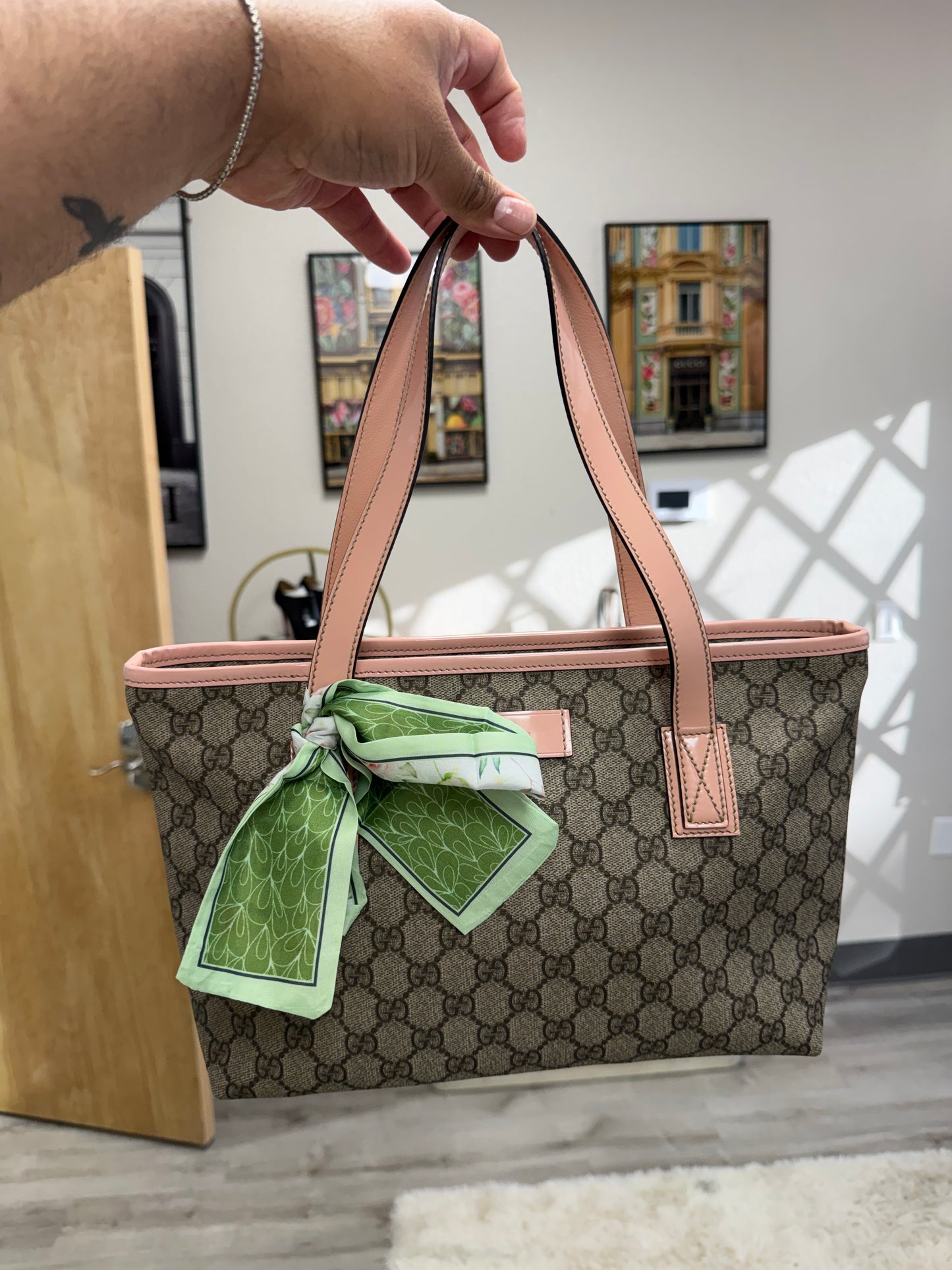 Gucci